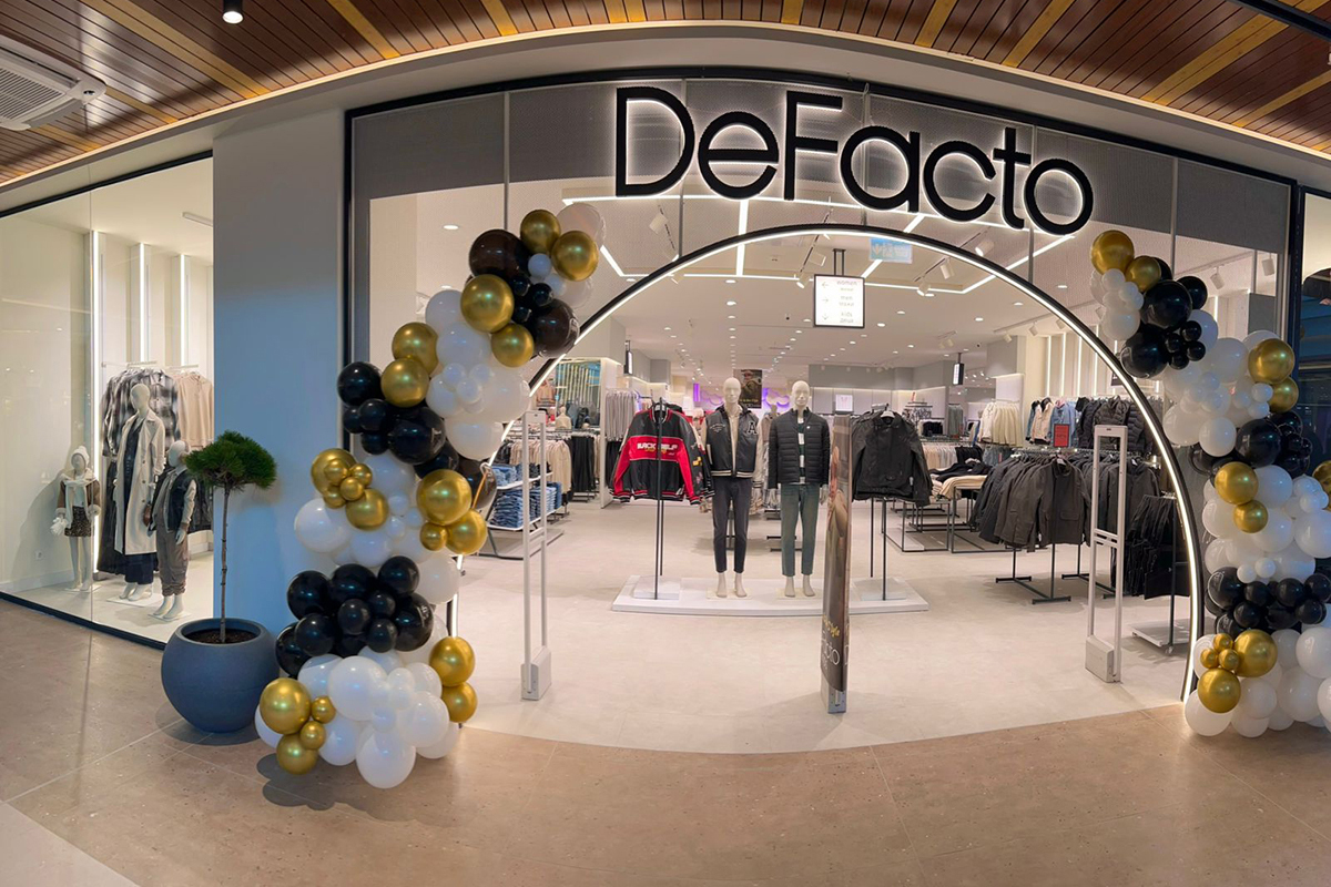 DeFacto, Makedonya’daki 6.Mağazasını Bliss Mall Retail Park’ta Açtı! 