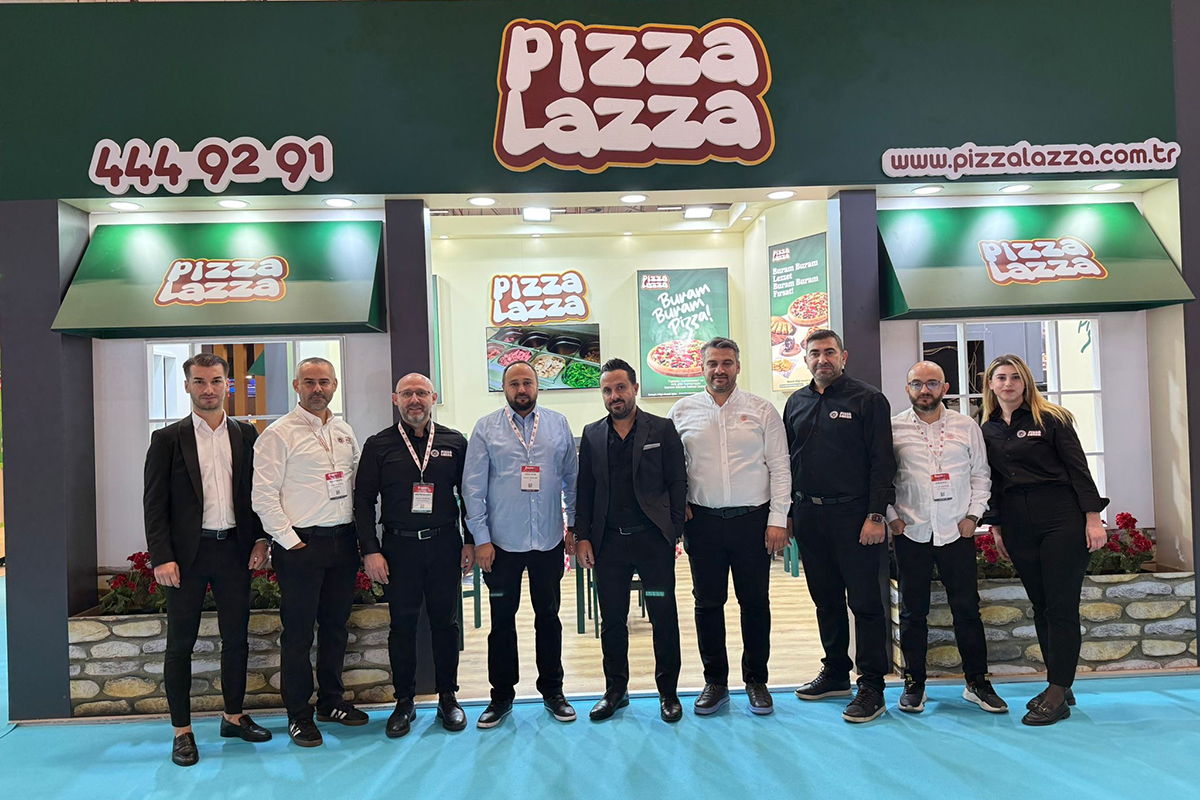 PizzaLazza ve Saloon Burger, “Bayim Olur musun?”  Fuarında Yatırımcıların İlgi Odağı Oldu